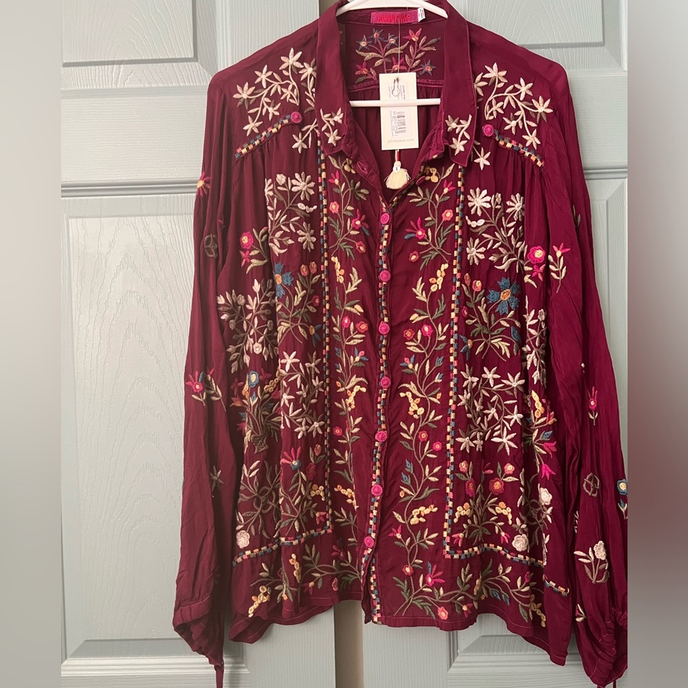 Johnny Was Bethan Blouse with Floral Embroidery.